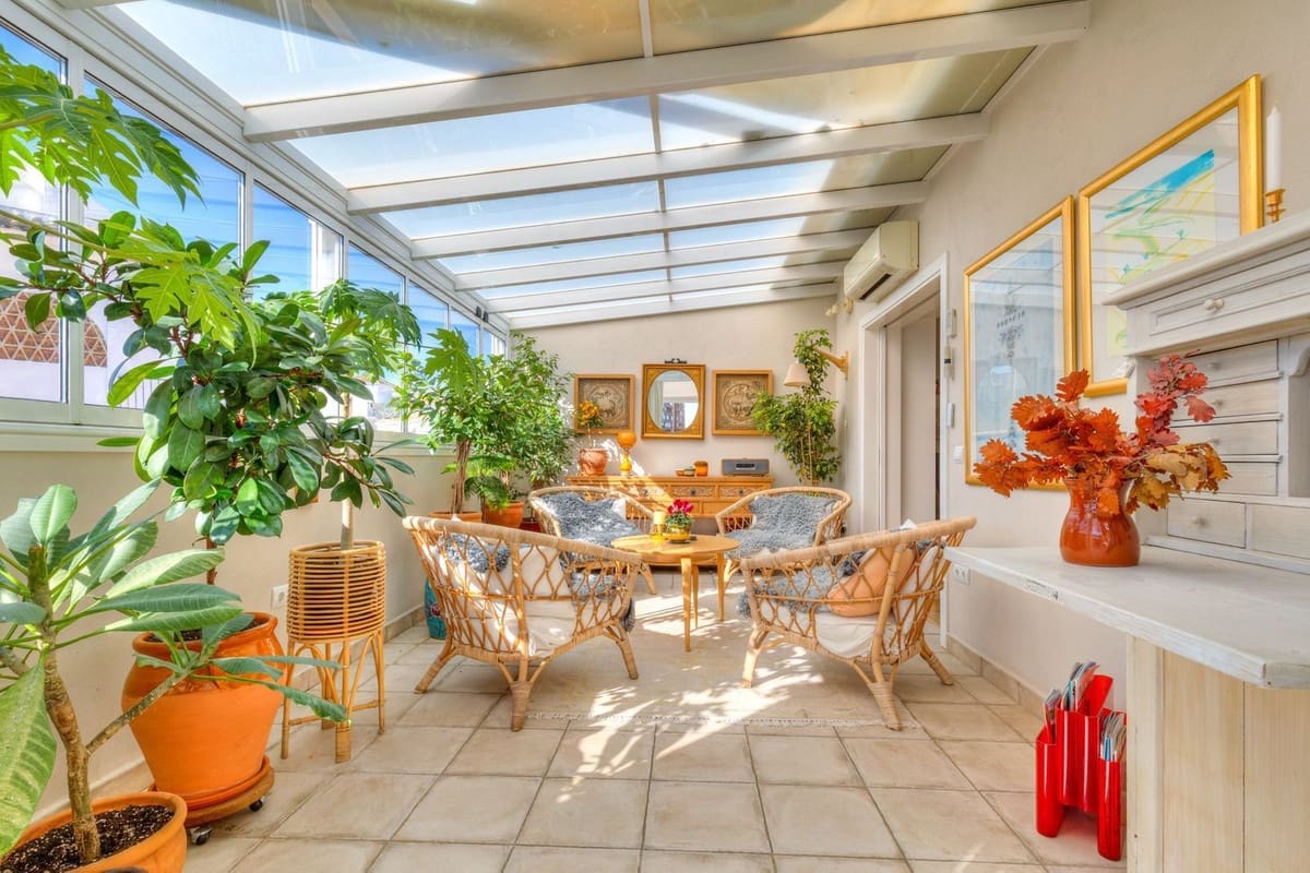 4 quarto Penthouse para venda em Fuengirola com piscina garagem - 995 000 € (Ref: 9559051)