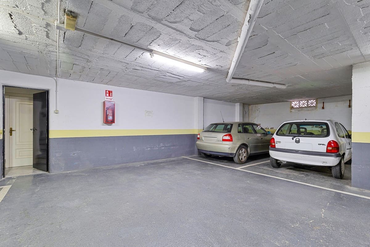 4 quarto Penthouse para venda em Fuengirola com piscina garagem - 995 000 € (Ref: 9559051)