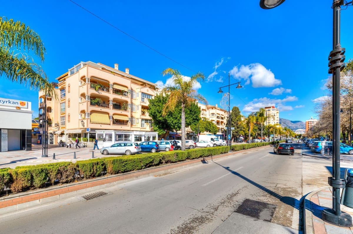 4 quarto Penthouse para venda em Fuengirola com piscina garagem - 995 000 € (Ref: 9559051)