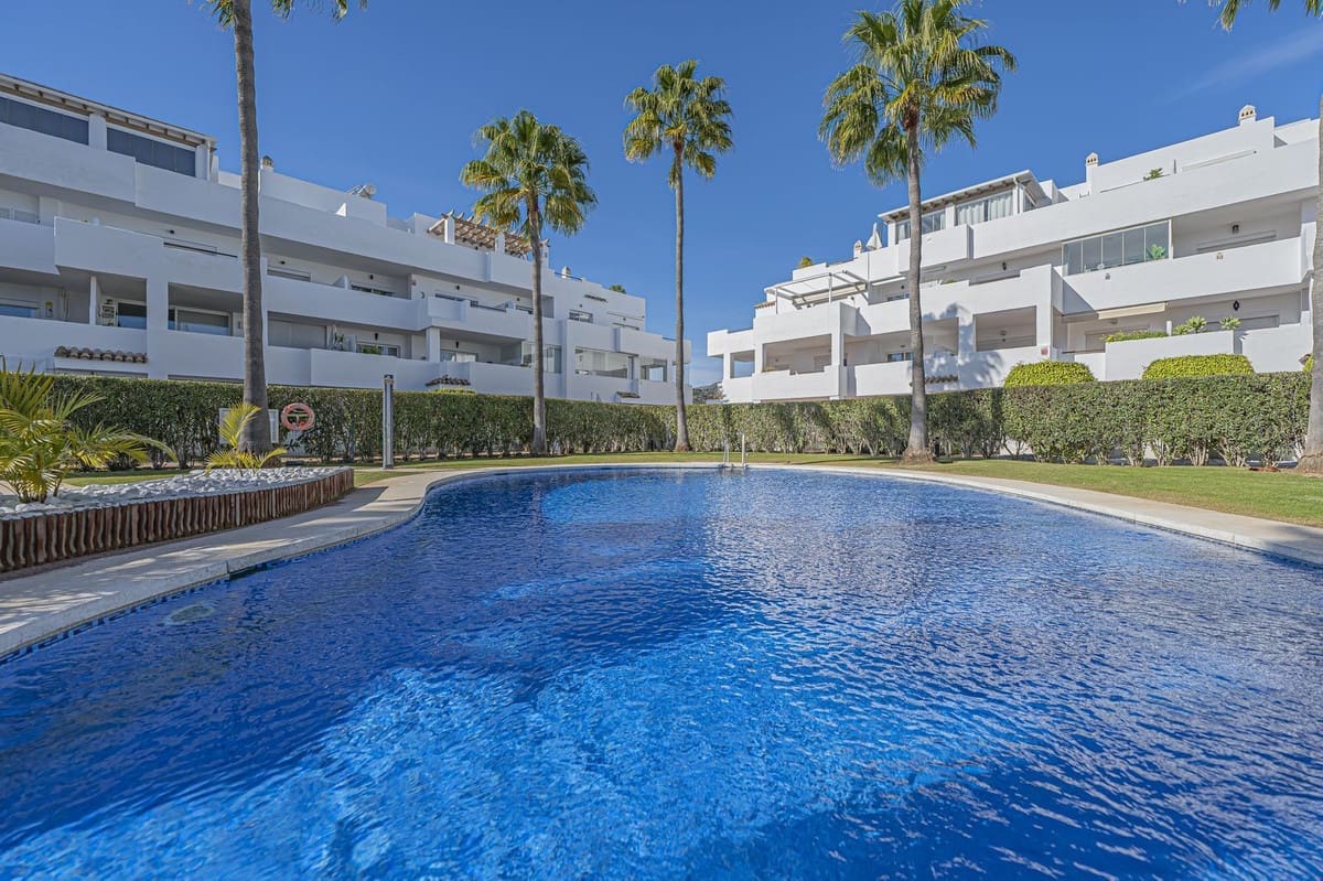 4 makuuhuone Huoneisto myytävänä paikassa New Golden Mile mukana uima-altaan 
autotalli - 885 000 € (Ref: 9559052)