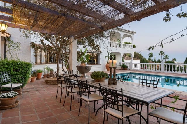 6 soveværelse Villa til salg i La Sierrezuela, Mijas med swimmingpool garage - € 1.995.000 (Ref: 9564019)