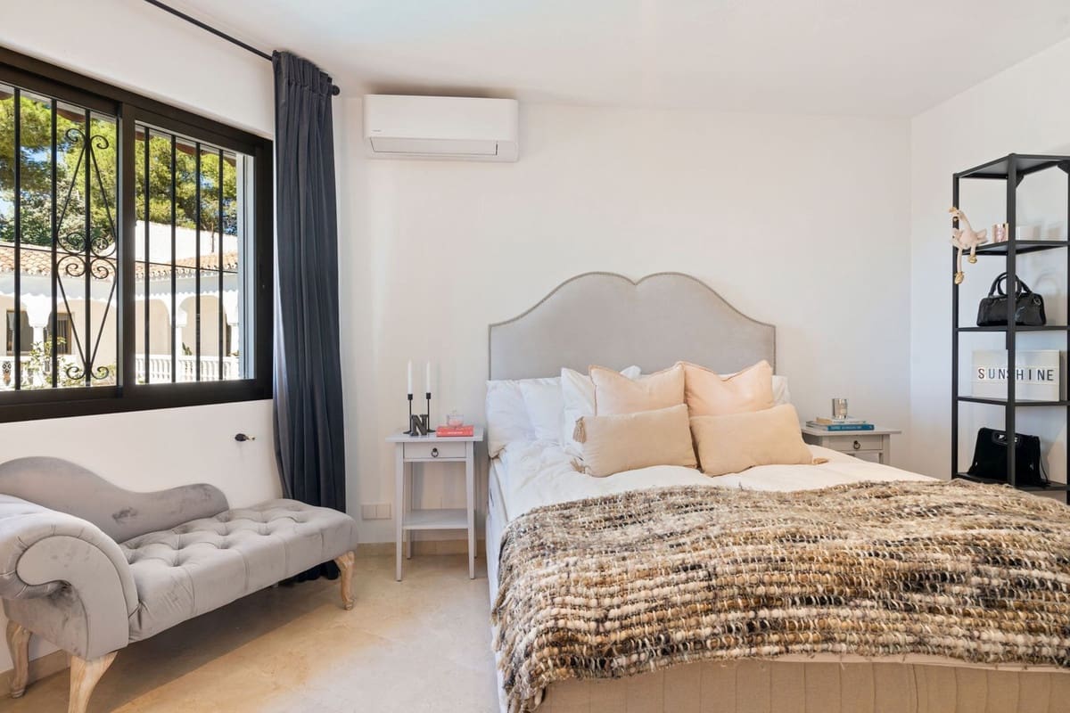 6 soveværelse Villa til salg i La Sierrezuela med swimmingpool garage - € 1.995.000 (Ref: 9564019)