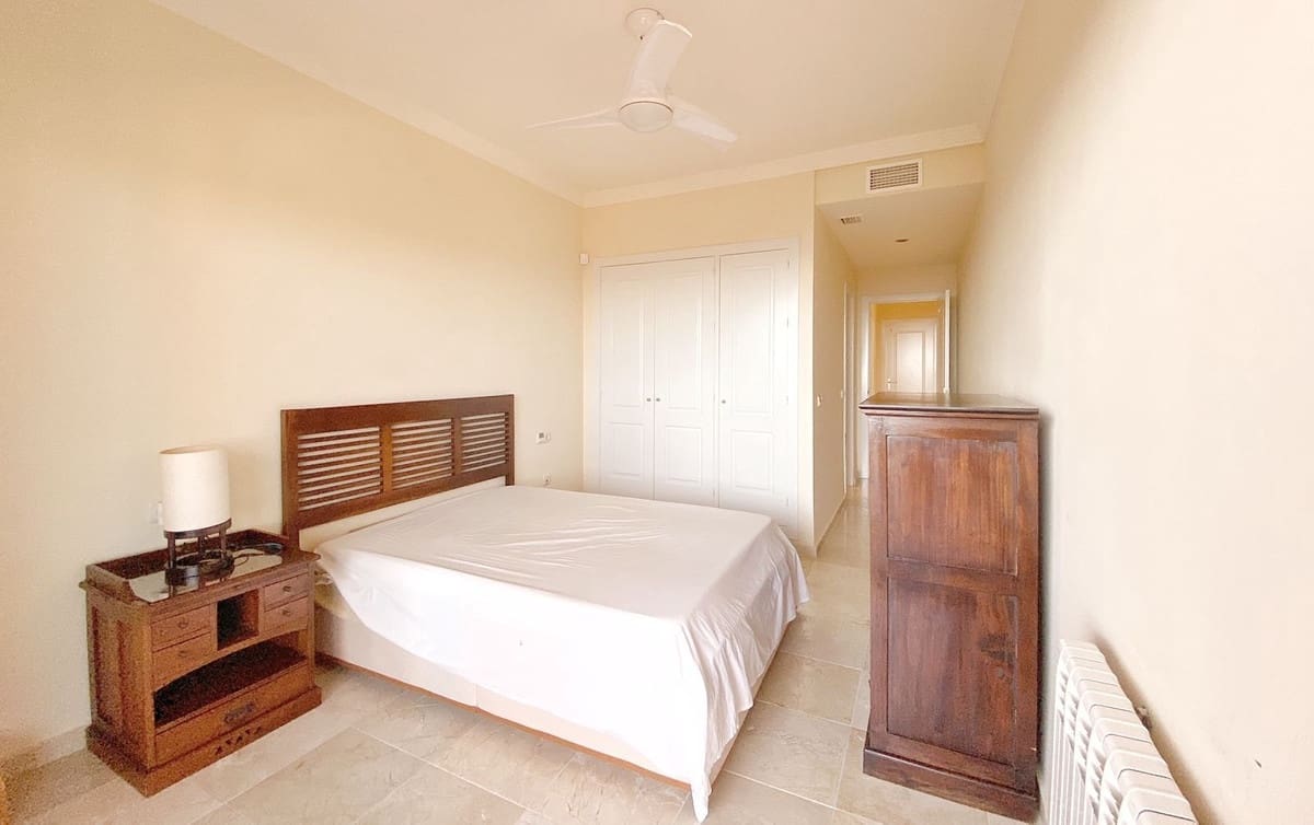 2 bedroom Penthouse for sale in El Rosario with pool garage - € 580,000 (Ref: 9569277)