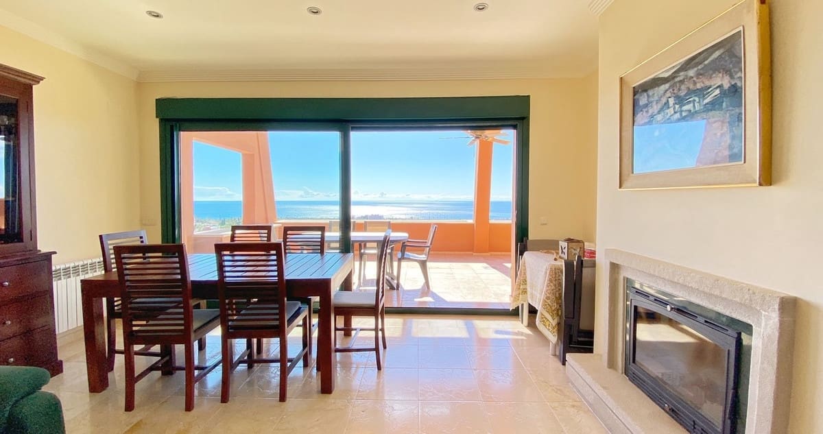 2 bedroom Penthouse for sale in El Rosario with pool garage - € 580,000 (Ref: 9569277)