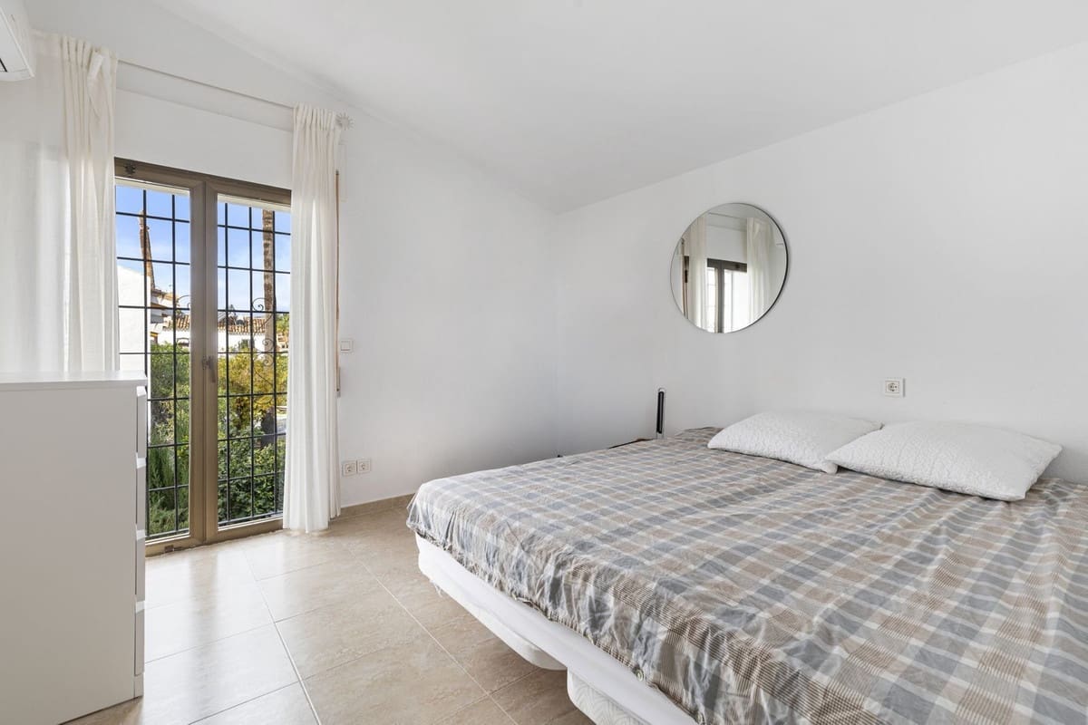 3 sypialnia Dom na sprzedaż w Atalaya-Isdabe z basenem garażem - 480 000 € (Ref: 9570006)