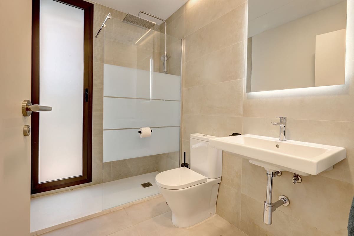 3 sypialnia Apartament na sprzedaż w Bahia de Casares z basenem garażem - 699 000 € (Ref: 9581286)