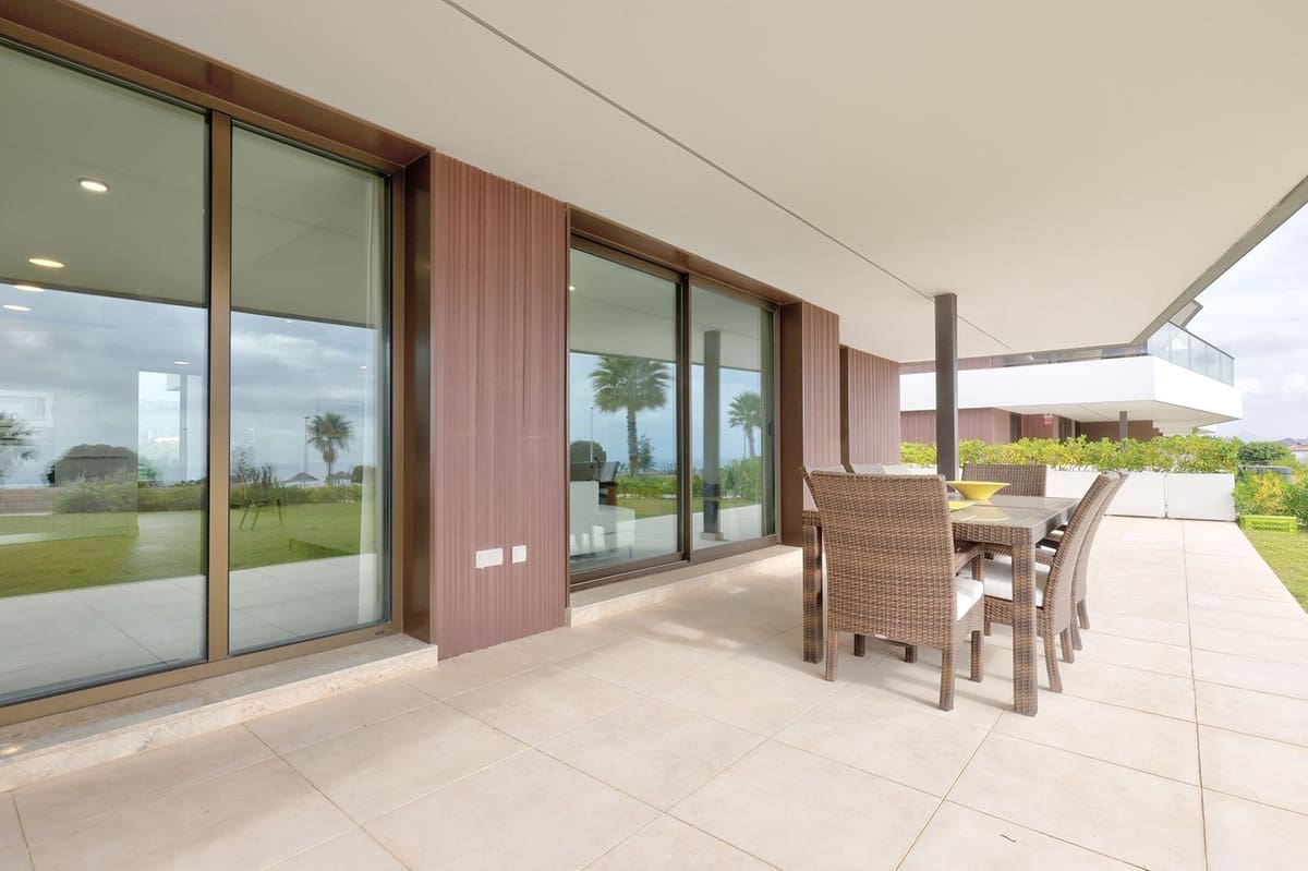 3 chambre Appartement à vendre à Bahia de Casares avec piscine garage - 699 000 € (Ref: 9581286)