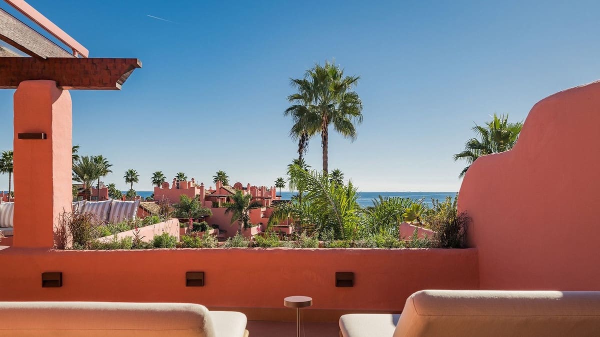 3 sovrum Lägenhet till salu i New Golden Mile med pool garage - 2 995 000 € (Ref: 9581287)