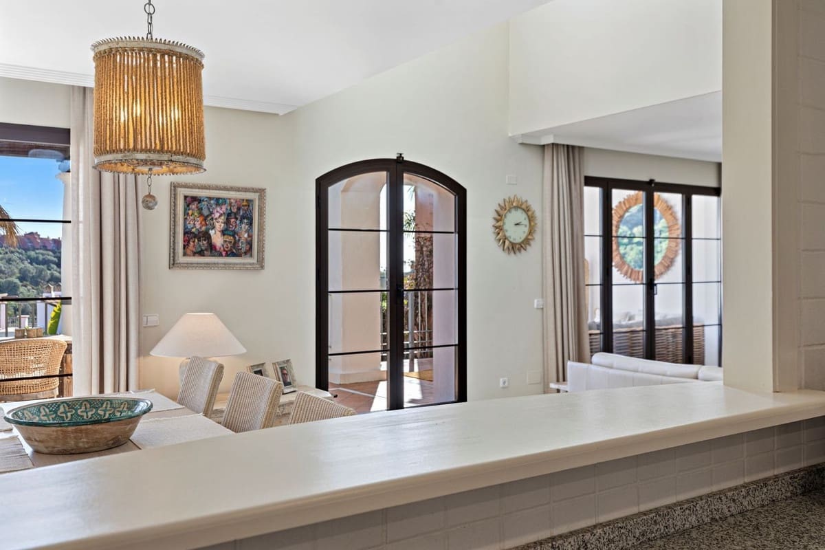 4 chambre Maison de Ville à vendre à Los Arqueros avec piscine garage - 1 050 000 € (Ref: 9581288)