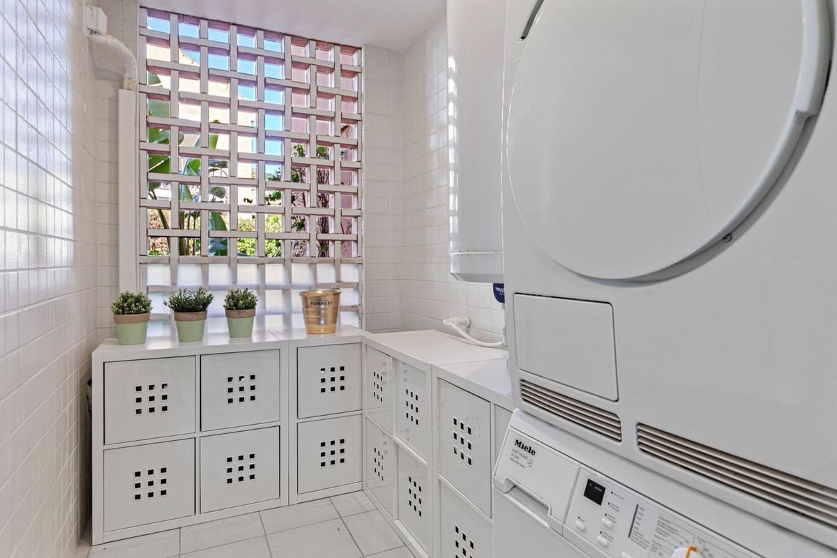 4 chambre Maison de Ville à vendre à Los Arqueros avec piscine garage - 1 050 000 € (Ref: 9581288)