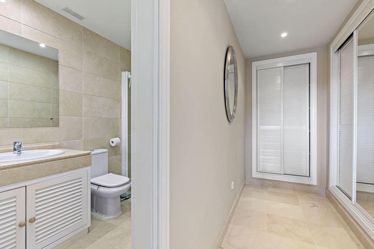 4 chambre Maison de Ville à vendre à Los Arqueros avec piscine garage - 1 050 000 € (Ref: 9581288)