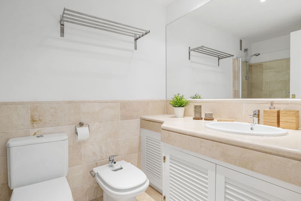 2 sovrum Lägenhet till salu i Los Arqueros med pool garage - 469 950 € (Ref: 9584673)