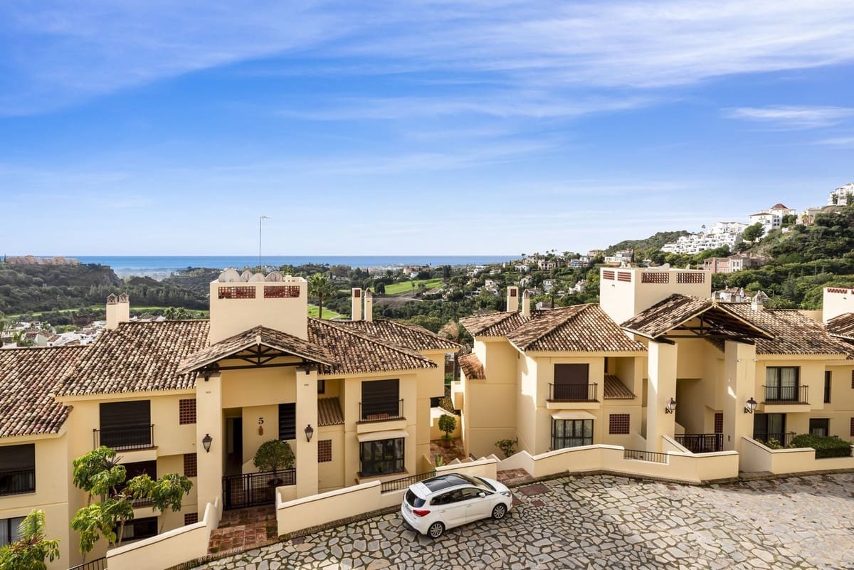 2 sovrum Lägenhet till salu i Los Arqueros med pool garage - 469 950 € (Ref: 9584673)