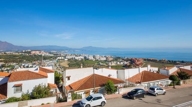2 sovrum Lägenhet till salu i La Duquesa / Puerto de la Duquesa, Manilva med pool garage - 229 950 € (Ref: 9590570)