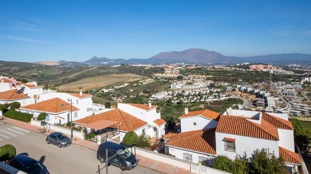 2 sovrum Lägenhet till salu i La Duquesa / Puerto de la Duquesa, Manilva med pool garage - 229 950 € (Ref: 9590570)