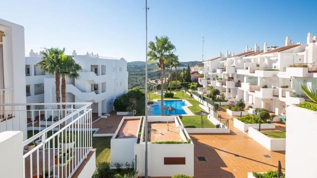 2 sovrum Lägenhet till salu i La Duquesa / Puerto de la Duquesa, Manilva med pool garage - 229 950 € (Ref: 9590570)