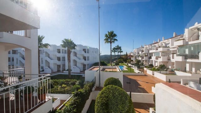 2 sovrum Lägenhet till salu i La Duquesa / Puerto de la Duquesa, Manilva med pool garage - 229 950 € (Ref: 9590570)