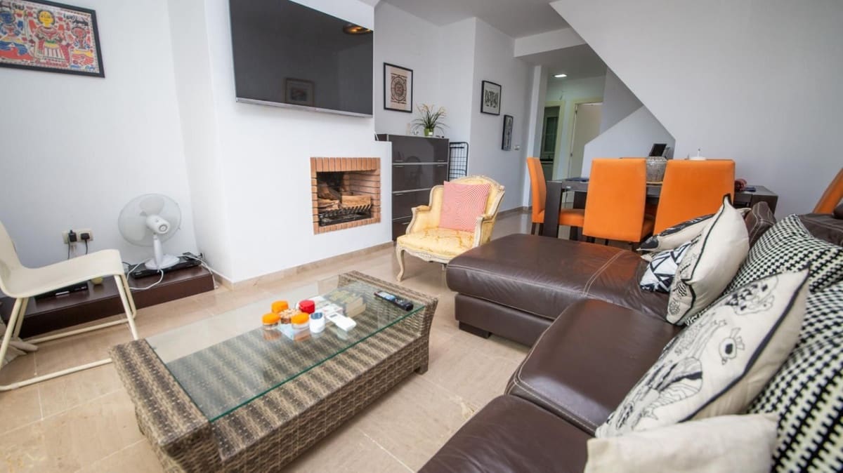 Apartamento de 2 habitaciones en La Duquesa / Puerto de la Duquesa en venta con piscina garaje - 229.950 € (Ref: 9590570)