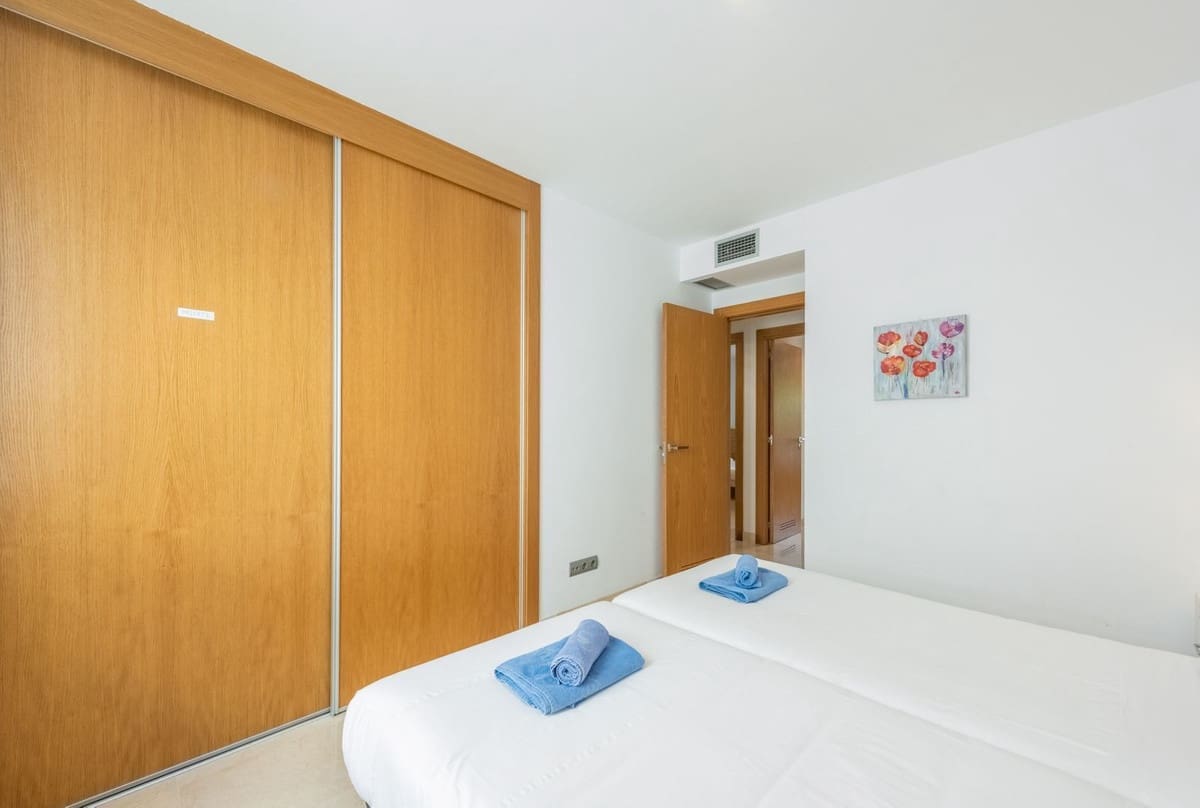 3 bedroom Apartment for sale in San Pedro de Alcantara with pool garage - € 649,000 (Ref: 9592004)