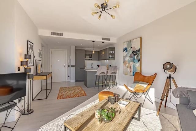 1 chambre Appartement à vendre à Nueva Andalucia, Marbella avec piscine garage - 309 000 € (Ref: 9592005)