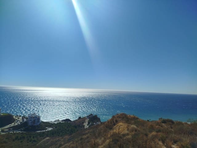 2 makuuhuone Omakotitalo myytävänä paikassa Torrox-Costa, Torrox mukana uima-altaan 
autotalli - 347 000 € (Ref: 9603239)