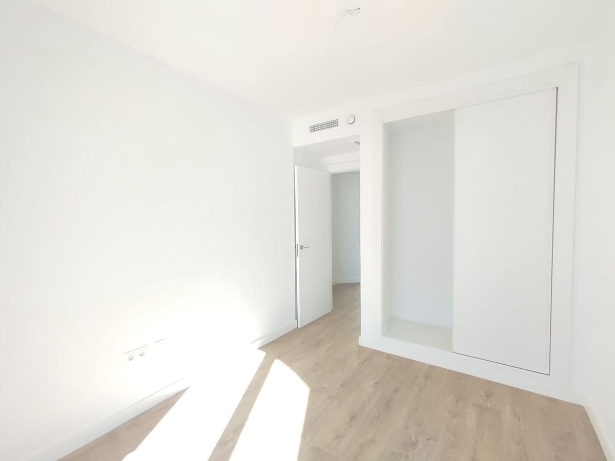 2 makuuhuone Omakotitalo myytävänä paikassa Torrox-Costa mukana uima-altaan 
autotalli - 347 000 € (Ref: 9603239)