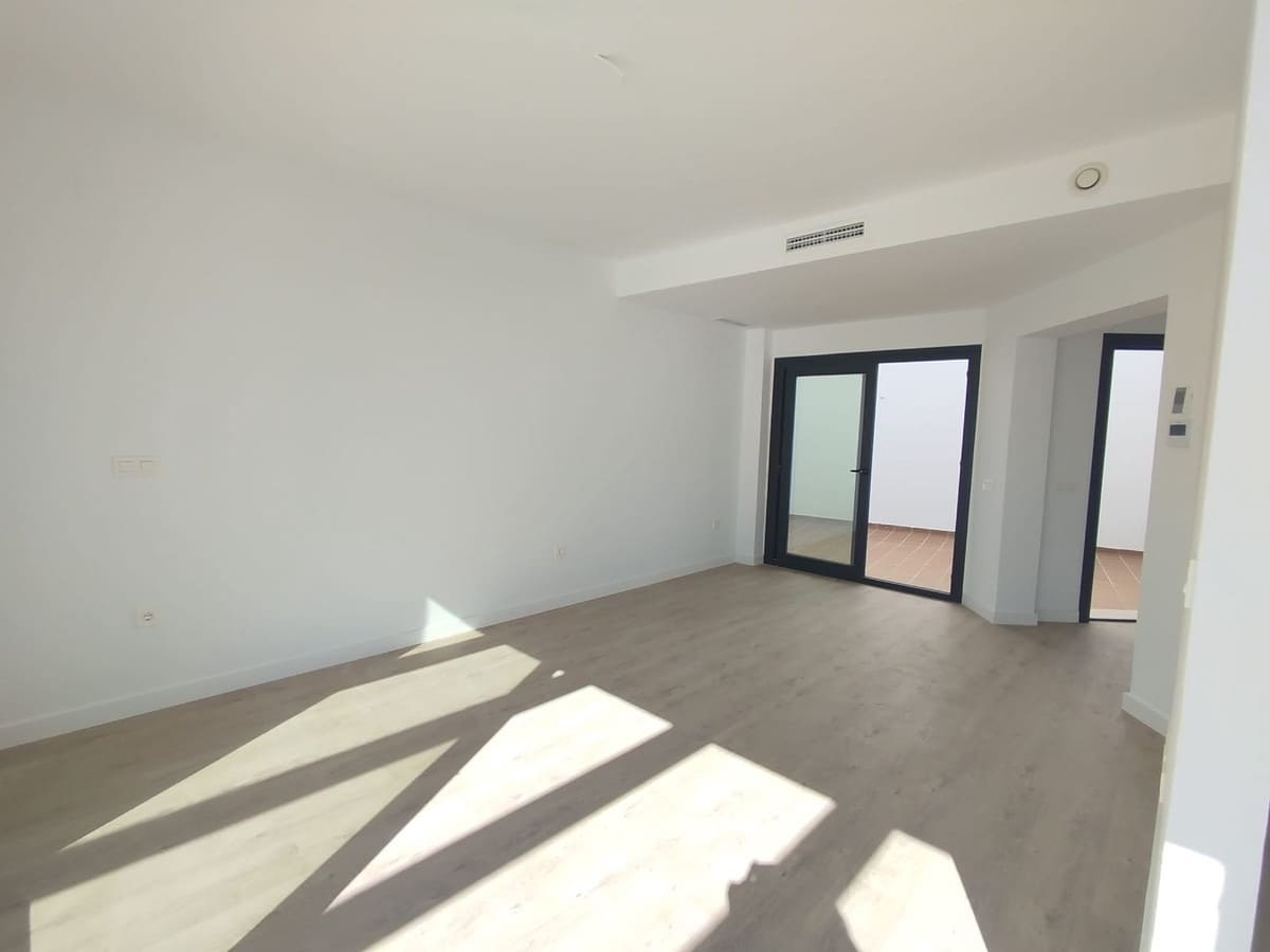 2 quarto Casa em Banda para venda em Torrox-Costa com piscina garagem - 347 000 € (Ref: 9603239)