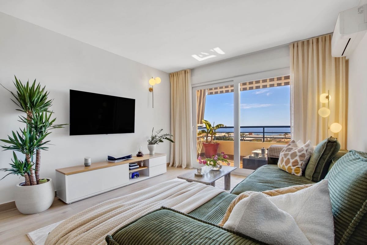 3 bedroom Apartment for sale in Torremolinos with pool garage - € 450,000 (Ref: 9603400)