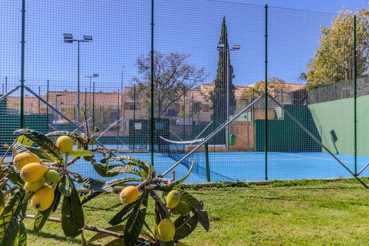 3 bedroom Apartment for sale in Torremolinos with pool garage - € 450,000 (Ref: 9603400)