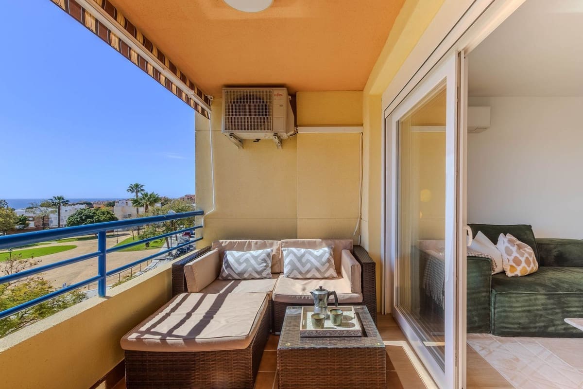 Apartamento de 3 habitaciones en Torremolinos en venta con piscina garaje - 450.000 € (Ref: 9603400)