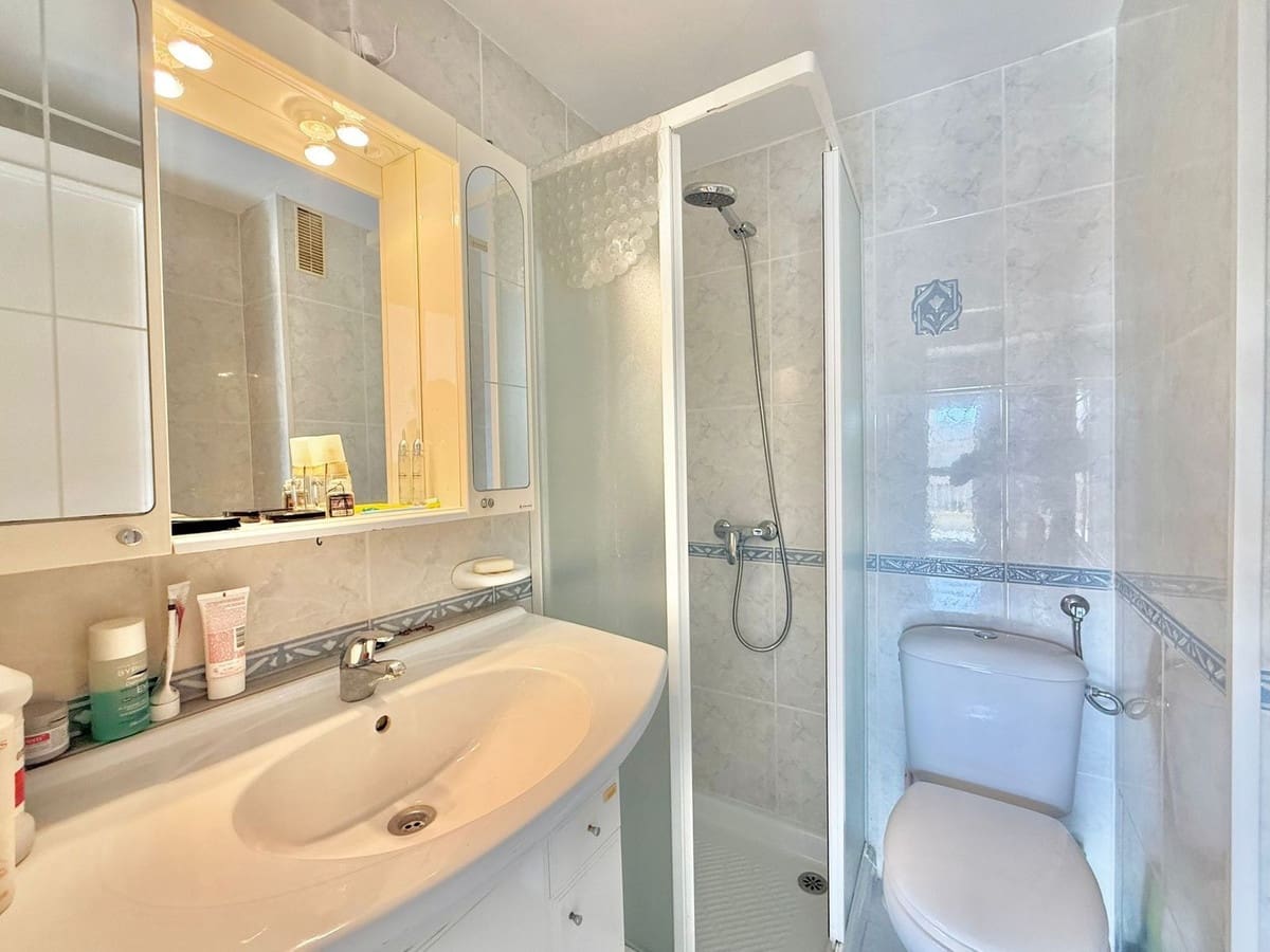 2 bedroom Penthouse for sale in Fuengirola - € 559,000 (Ref: 9603538)