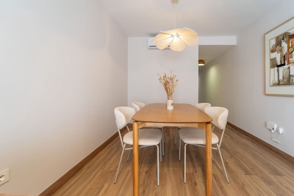 3 makuuhuone Huoneisto myytävänä paikassa Fuengirola mukana uima-altaan 
autotalli - 385 000 € (Ref: 9603539)