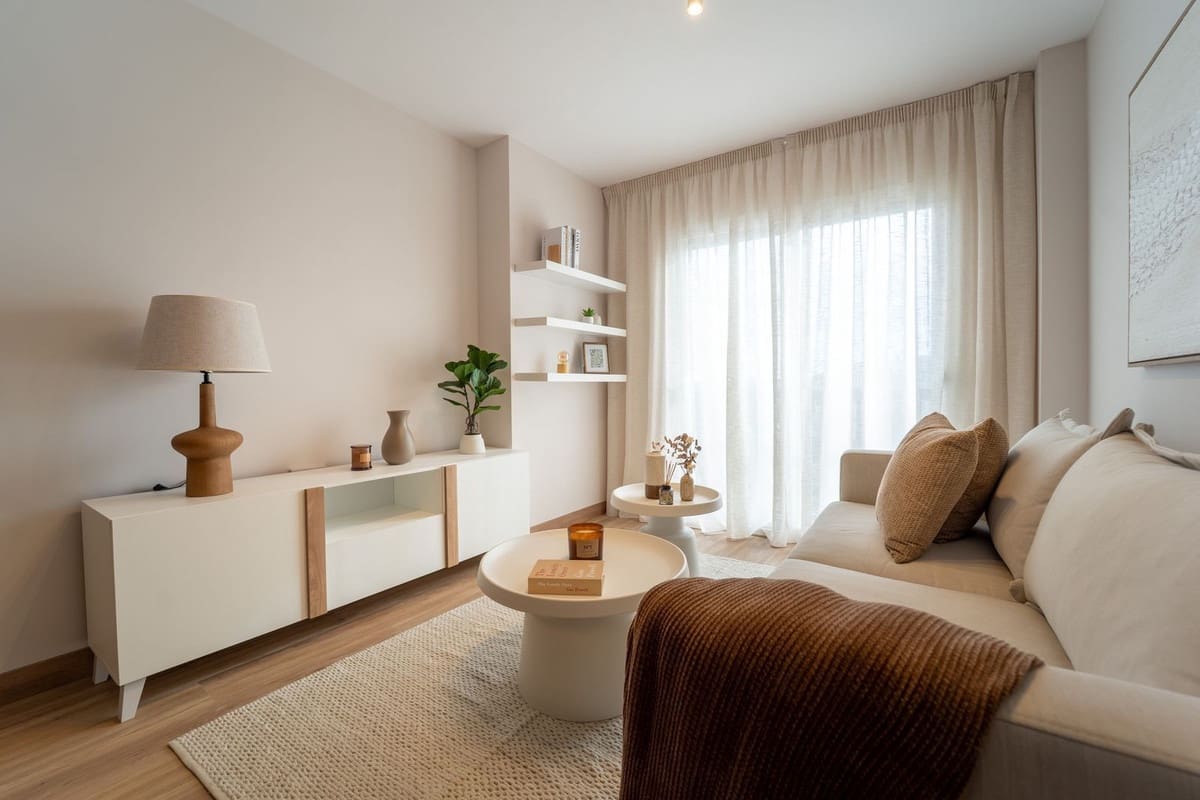 3 makuuhuone Huoneisto myytävänä paikassa Fuengirola mukana uima-altaan 
autotalli - 385 000 € (Ref: 9603539)