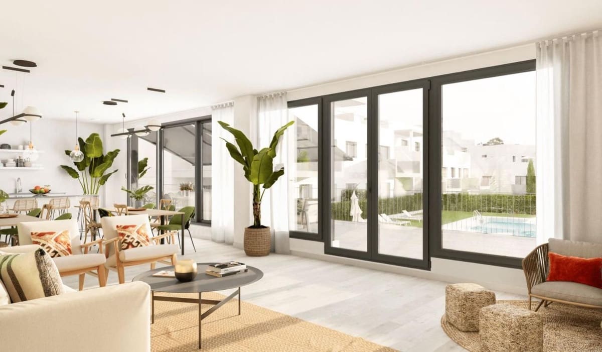 Apartamento de 2 habitaciones en Torre del Mar en venta con piscina garaje - 255.600 € (Ref: 9603708)