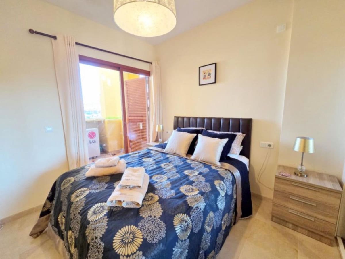 2 chambre Appartement à vendre à La Duquesa / Puerto de la Duquesa avec piscine garage - 265 000 € (Ref: 9606767)