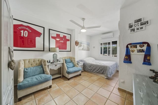 3 slaapkamer Villa te koop in Benalmádena met zwembad garage - € 795.000 (Ref: 9609603)