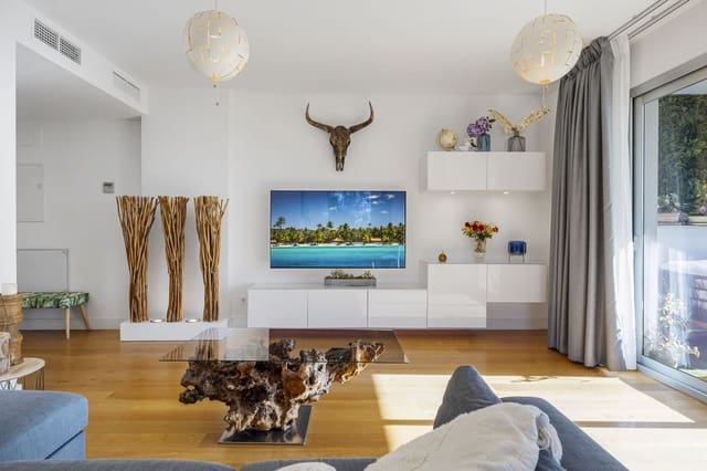 3 sypialnia Apartament na sprzedaż w Mijas Costa, Mijas z basenem garażem - 649 000 € (Ref: 9626713)