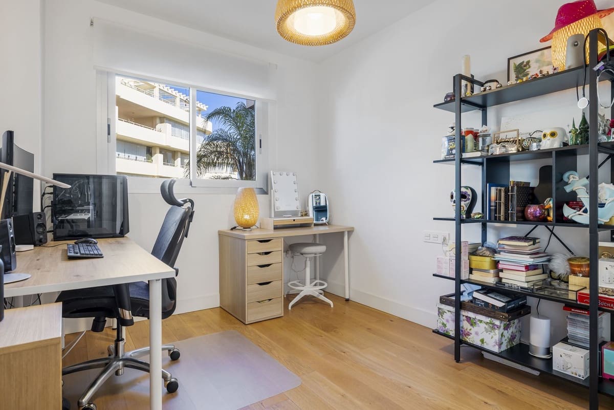 3 sovrum Lägenhet till salu i Mijas Costa med pool garage - 649 000 € (Ref: 9626713)