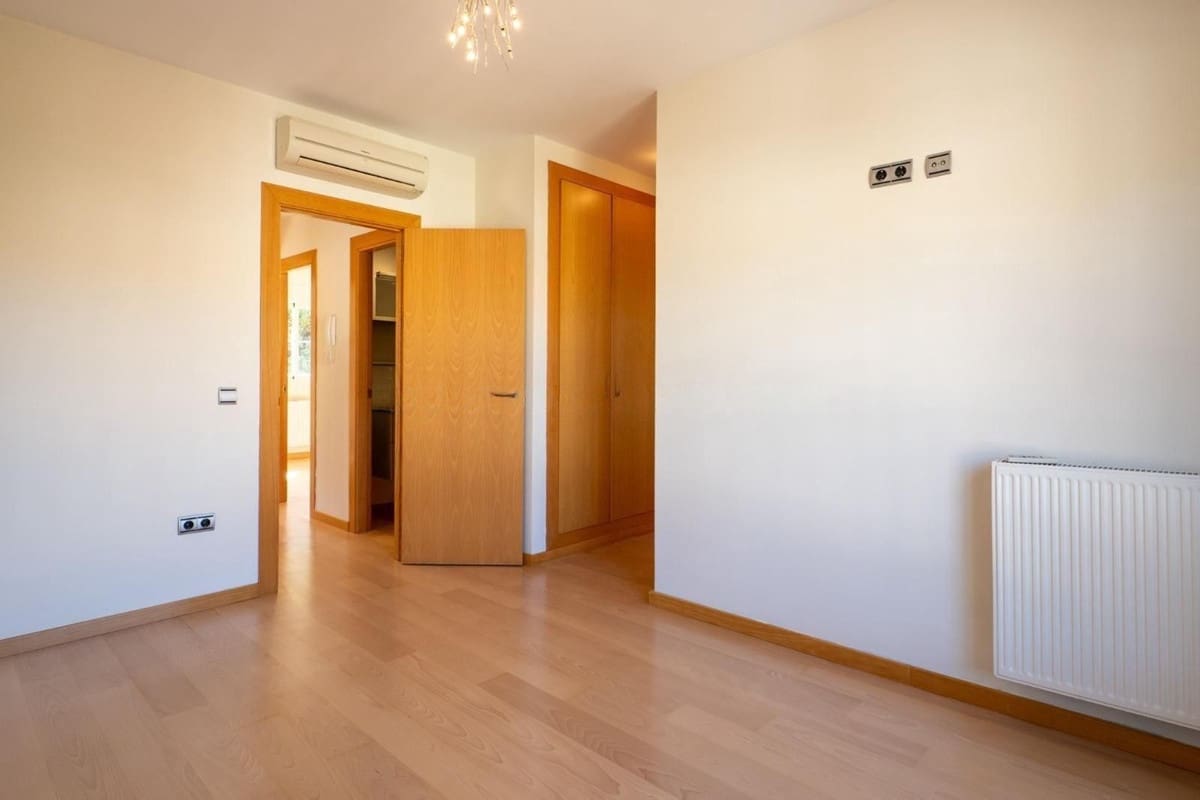 3 camera da letto Villetta Bifamiliare in vendita in Fuengirola con piscina garage - 735.000 € (Rif: 9626714)