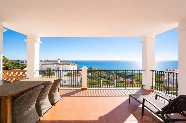 Apartamento de 2 habitaciones en Calahonda, Mijas en venta con piscina garaje - 338.000 € (Ref: 9628033)