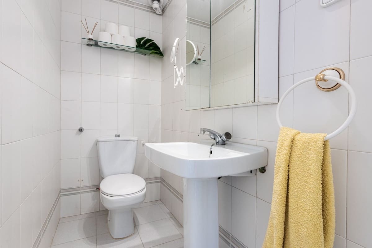 1 chambre Appartement à vendre à Calahonda avec piscine garage - 295 000 € (Ref: 9628223)