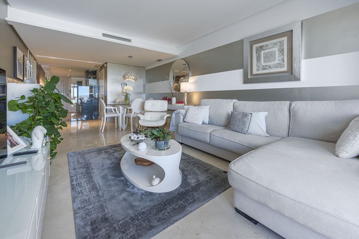 2 Zimmer Apartment zu verkaufen in Los Arqueros mit Pool Garage - 680.000 € (Ref: 9631864)