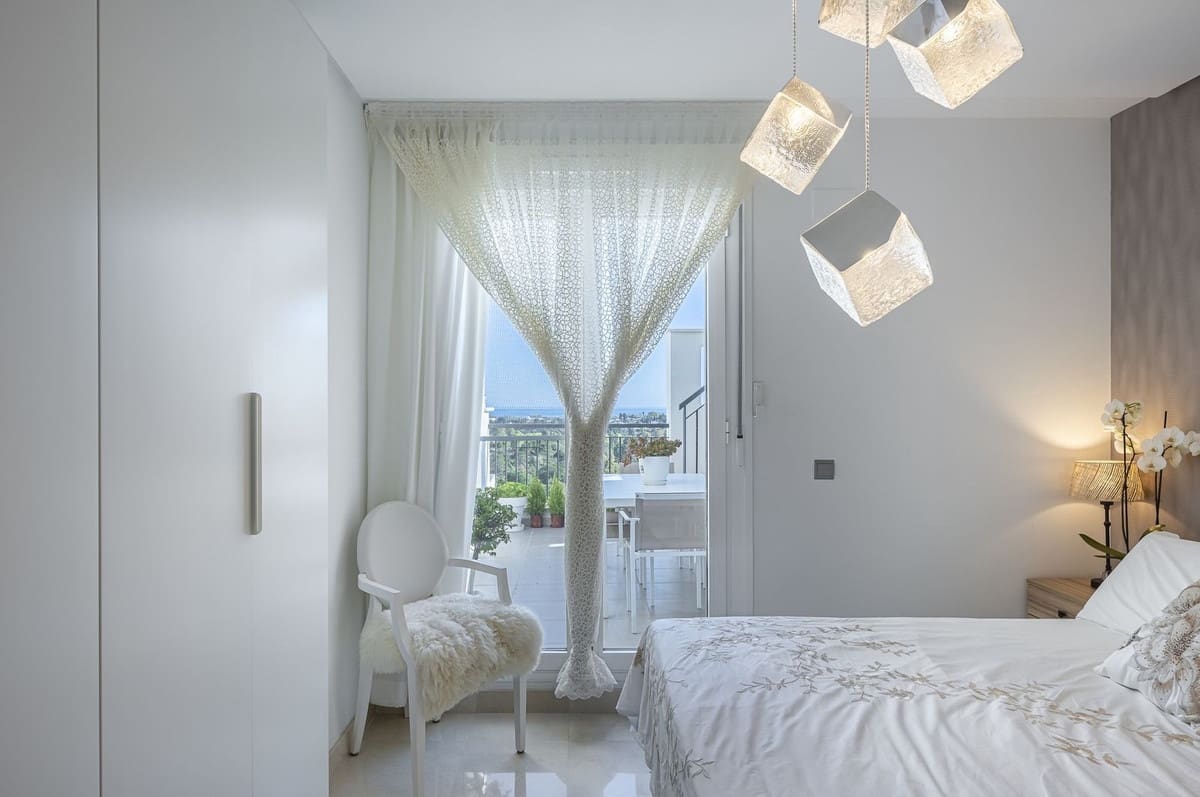 2 Zimmer Apartment zu verkaufen in Los Arqueros mit Pool Garage - 680.000 € (Ref: 9631864)