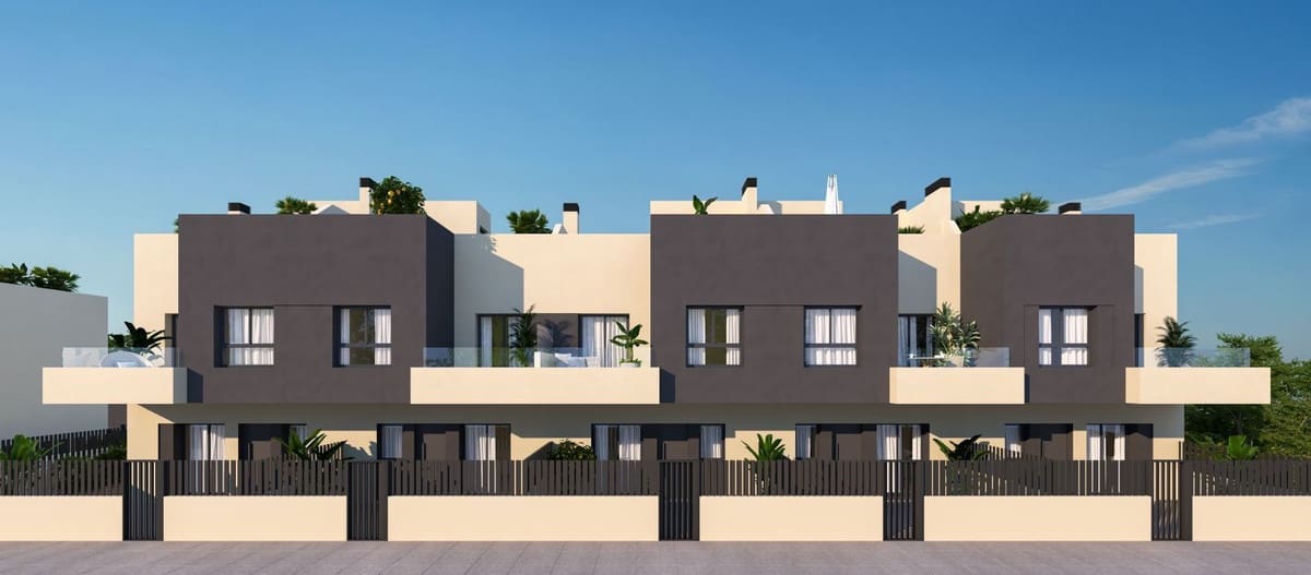 4 sypialnia Dom na sprzedaż w Torre del Mar z basenem garażem - 630 000 € (Ref: 9638007)