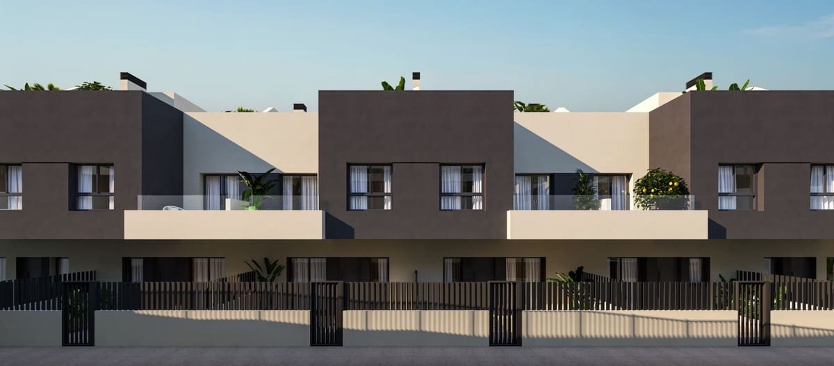 4 chambre Maison de Ville à vendre à Torre del Mar avec piscine garage - 630 000 € (Ref: 9638007)