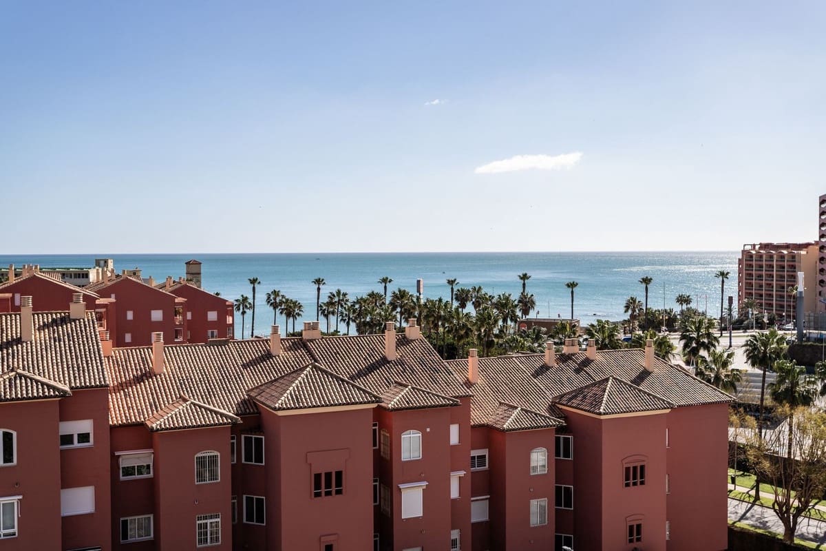 2 quarto Apartamento para venda em Benalmadena Costa com piscina garagem - 395 000 € (Ref: 9643560)