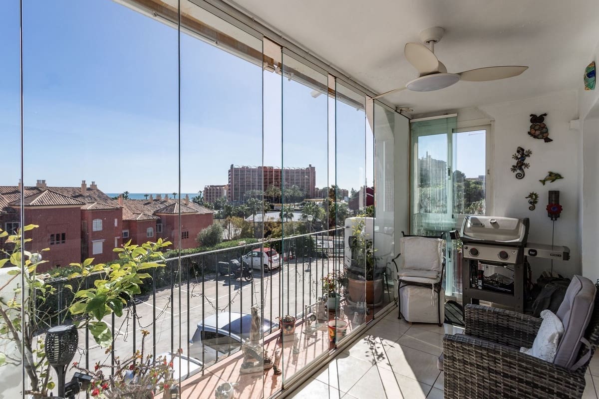 2 quarto Apartamento para venda em Benalmadena Costa com piscina garagem - 395 000 € (Ref: 9643560)