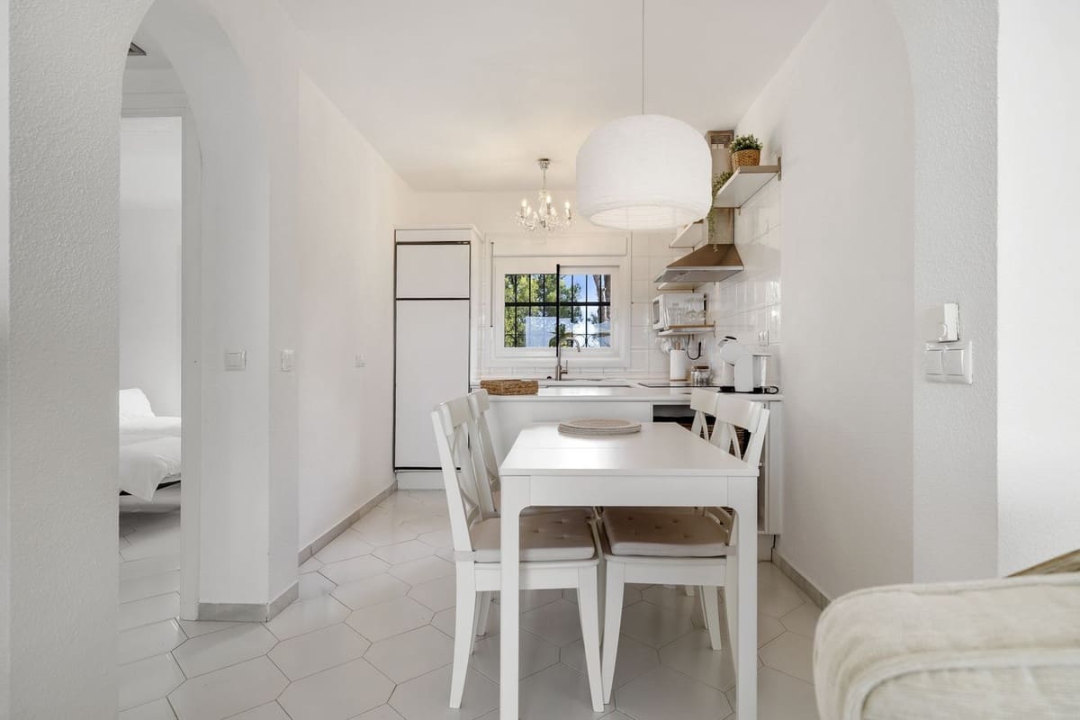 Apartamento de 2 habitaciones en Riviera del Sol en venta con piscina garaje - 350.000 € (Ref: 9643561)