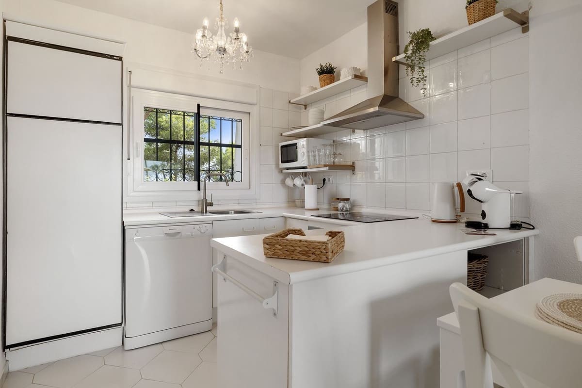 Apartamento de 2 habitaciones en Riviera del Sol en venta con piscina garaje - 350.000 € (Ref: 9643561)