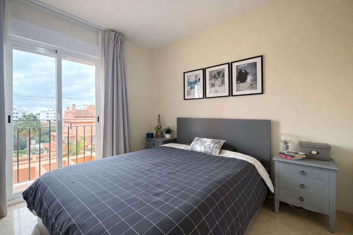 Apartamento de 4 habitaciones en Mijas Costa en venta con piscina garaje - 419.000 € (Ref: 9646077)